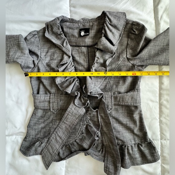 First Option Women's Gray Jacket Blazer
Size Small - Picture 5 of 8